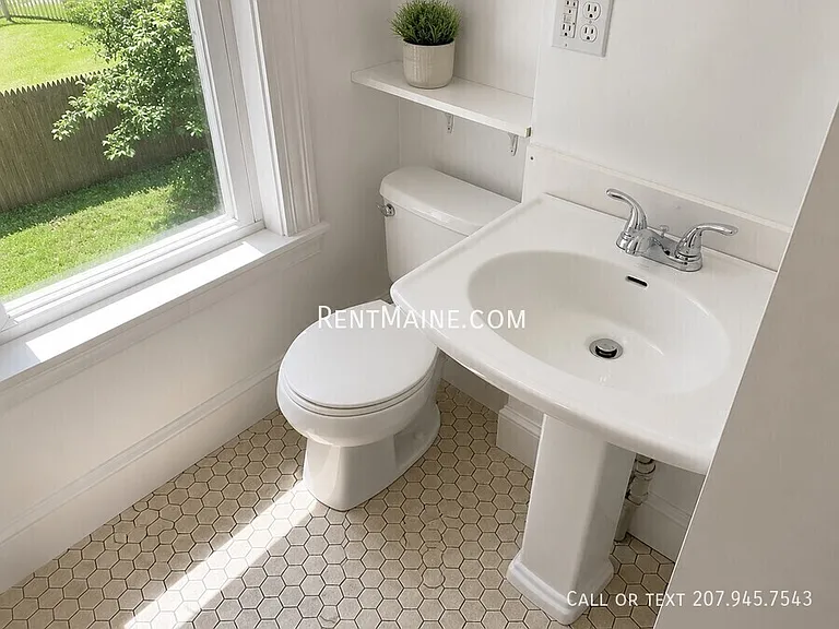 8 Linden St — Photo 20