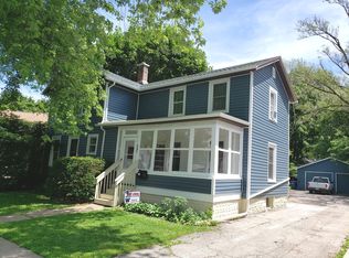 531 Iowa Ave, Aurora, IL 60506