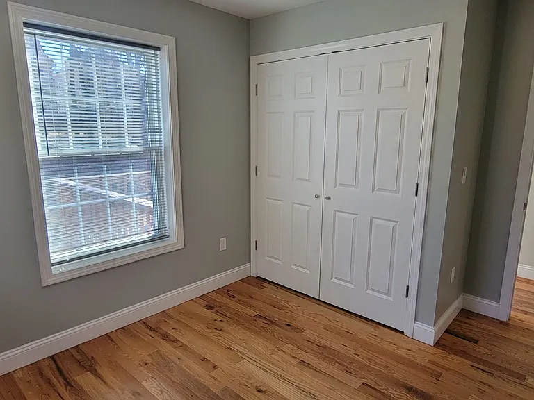 537 Winchester Ave — Photo 15