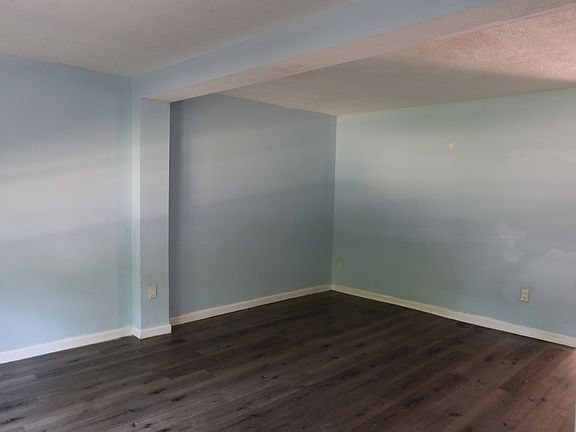 5th image of 63 Cottonwood Ct