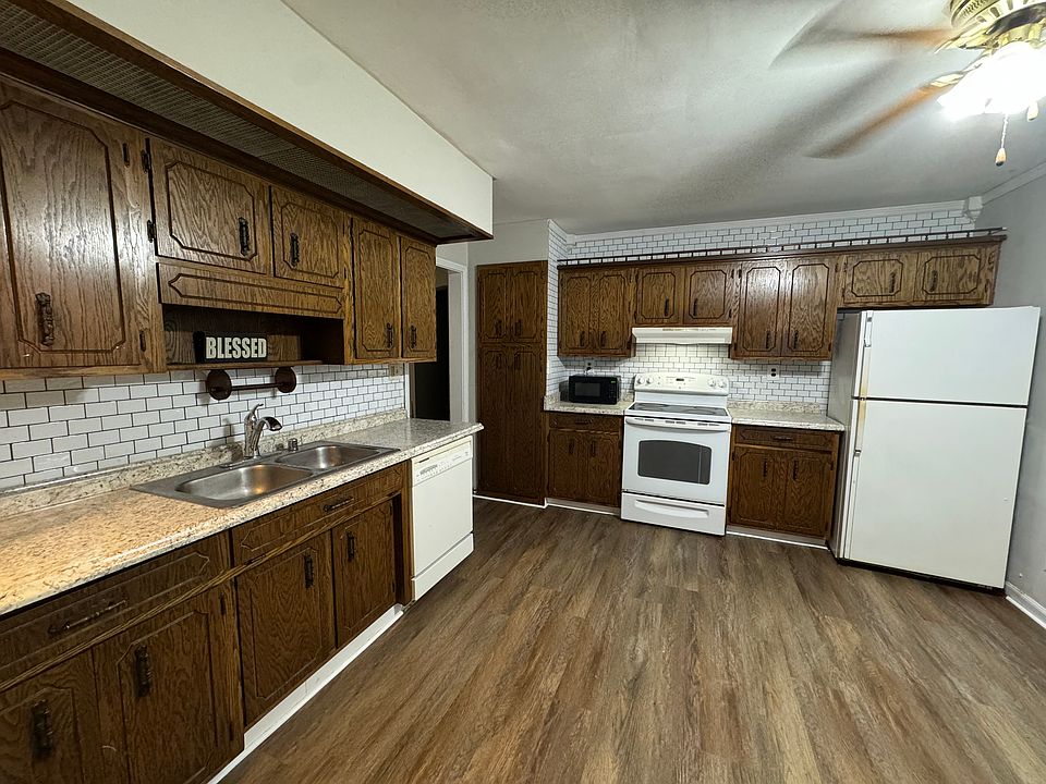 2nd image of 1316 Arcade Ave
