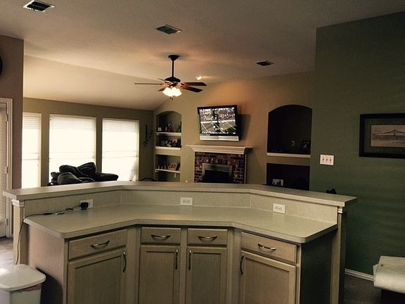 Open Kitchen & Living Area