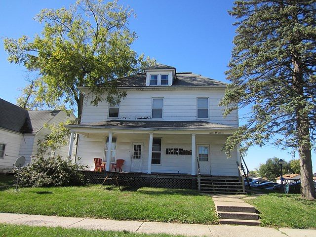 2nd image of 602 N Elson St