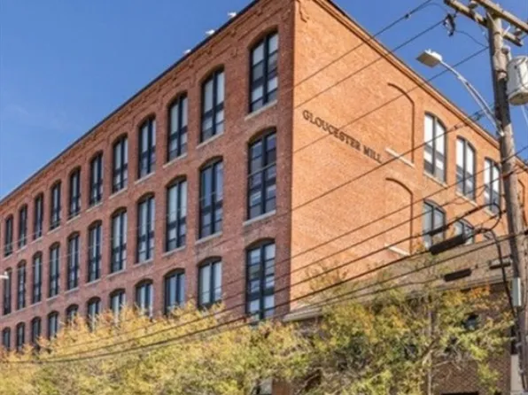 33 Maplewood Ave APT 310, Gloucester, MA 01930