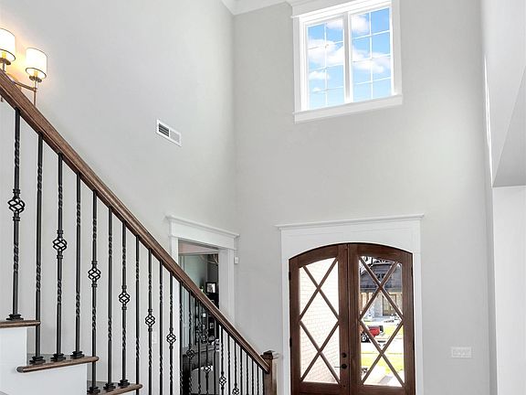 3rd image of 101 Twisted Cedar Cir