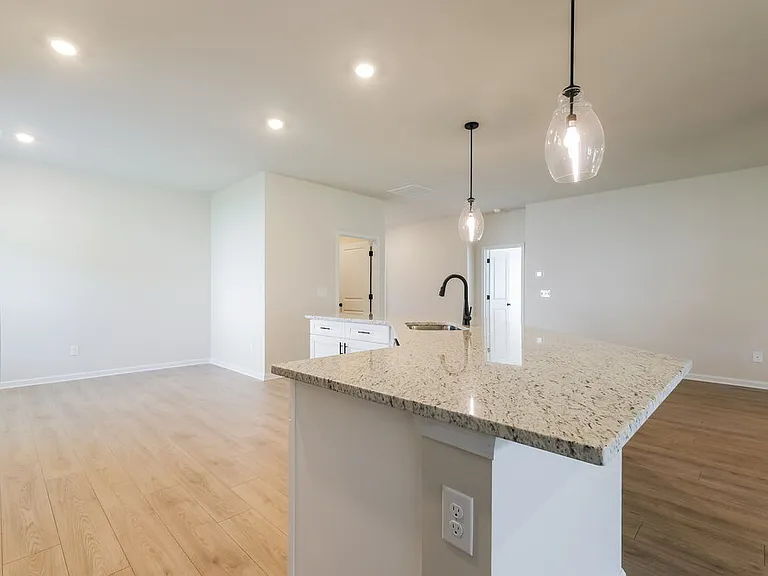 200 Sunfish Cir — Photo 6