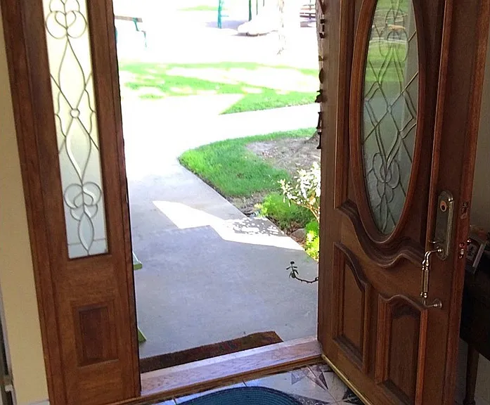 5085 Hampton Ct — Photo 2
