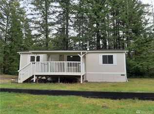 150 NE Lakeway Dr S, Belfair, WA 98528