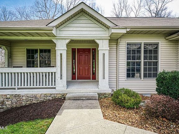 2nd image of 136 Mountain View Dr