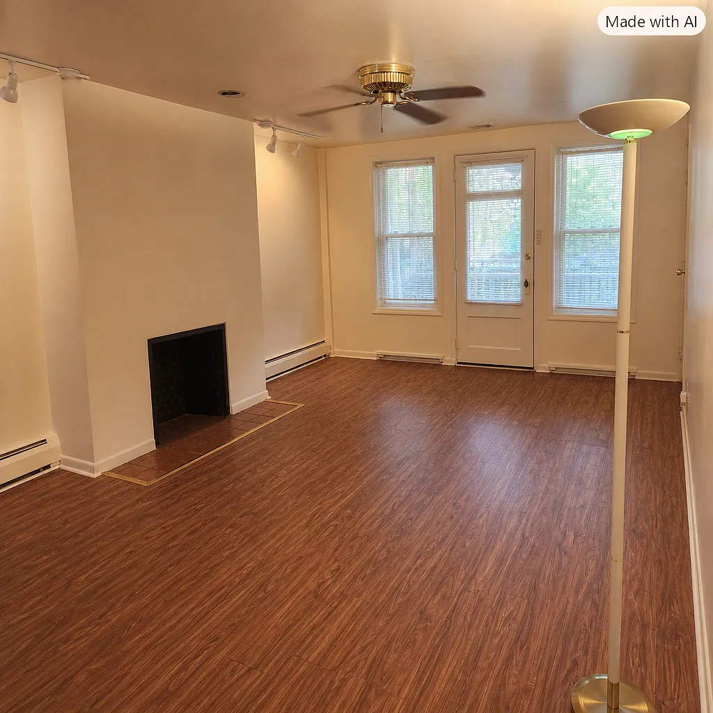 2 bed, 2.5 bath, 2600 sqft, $1,700 — Photo 3