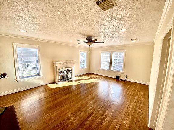 5th image of 4314 Pease St #B