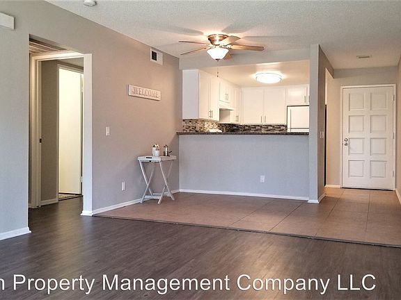 2nd image of 4928 Durfee Ave APT 03