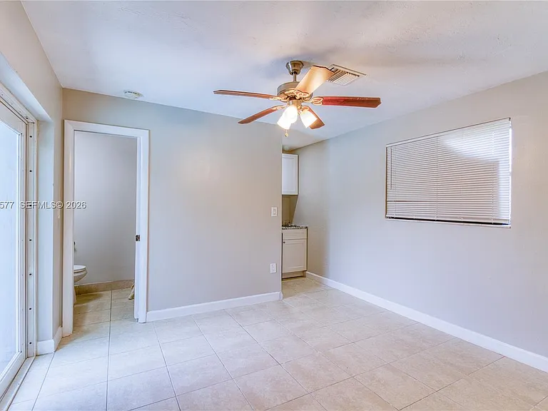6620 NW 21st Ct — Photo 31