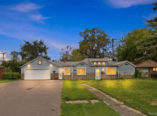 7268 Chalmers Ave, Warren, MI 48091
