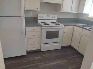 2736 Main St APT 52, Forest Grove, OR 97116