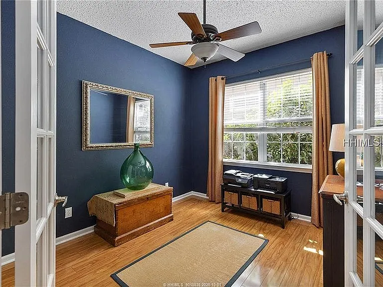 4 Twinkling Ct — Photo 9