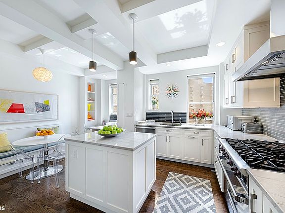 5th image of 59 W 71st St APT 8B