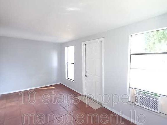 4th image of 4221 35th Ave N