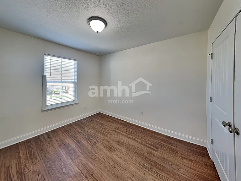 3154 Creek Village Ln — Photo 16