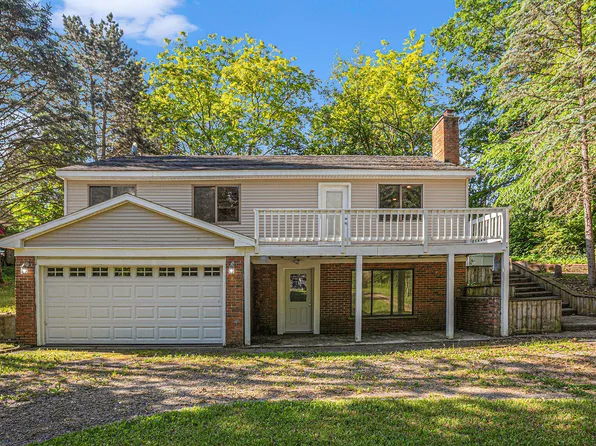 10909 Kurzeme Rd, Three Rivers, MI 49093