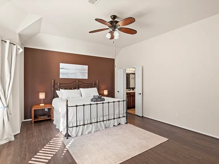 201 Barkley Dr — Photo 16
