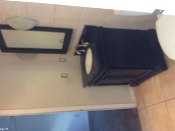 8470AD33-7647-47D5-8783-CF83C8E921B3