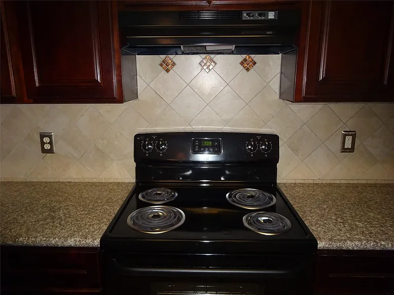 3242 Kilgore St — Photo 10