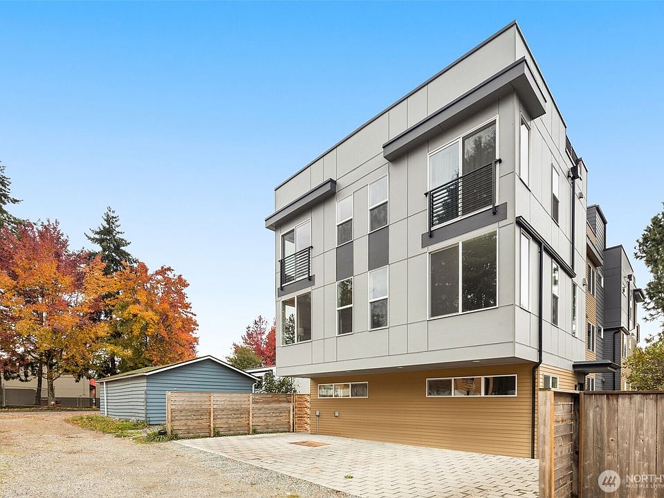 1st image of 10306 E Midvale Avenue N