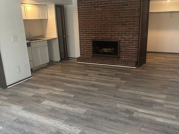 2nd image of 25 Nordell Ct #1-A