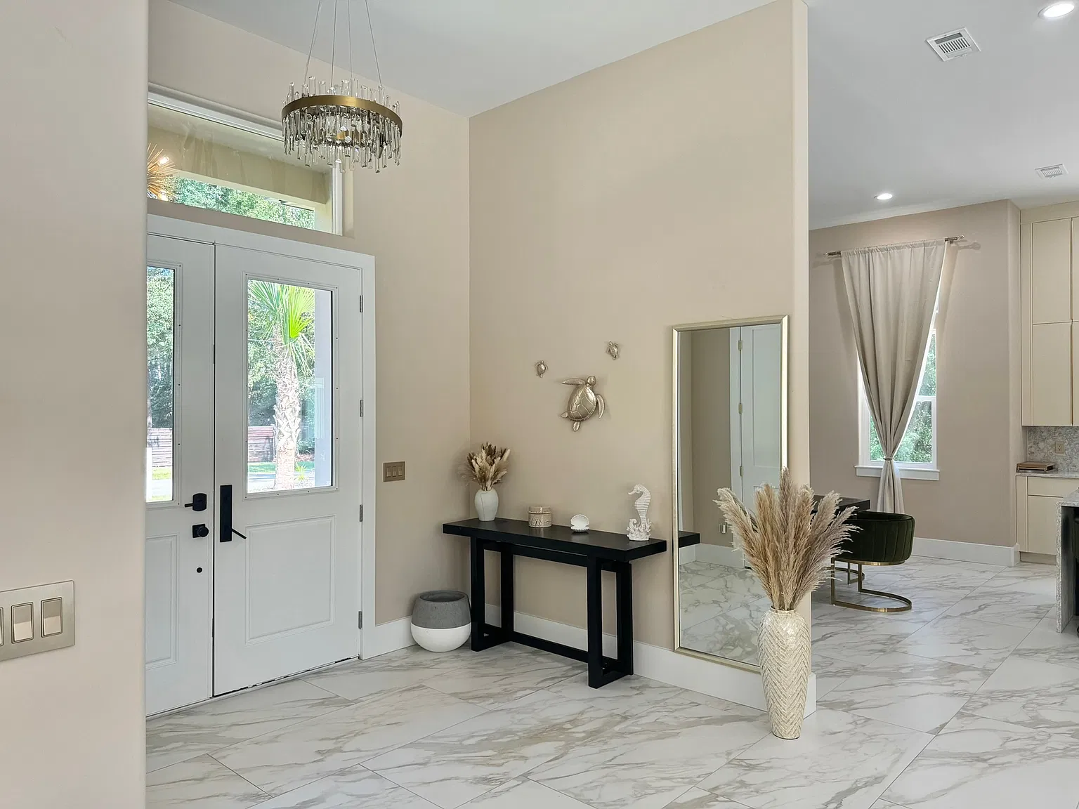 649 Shore Dr — Photo 3