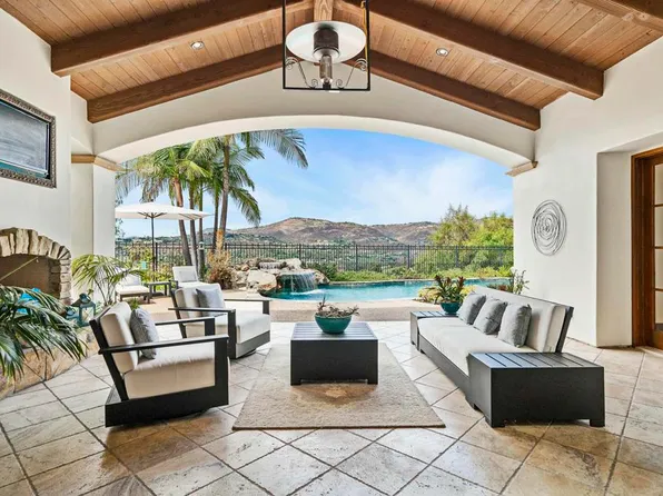 7628 Top O The Morning Way, San Diego, CA 92127