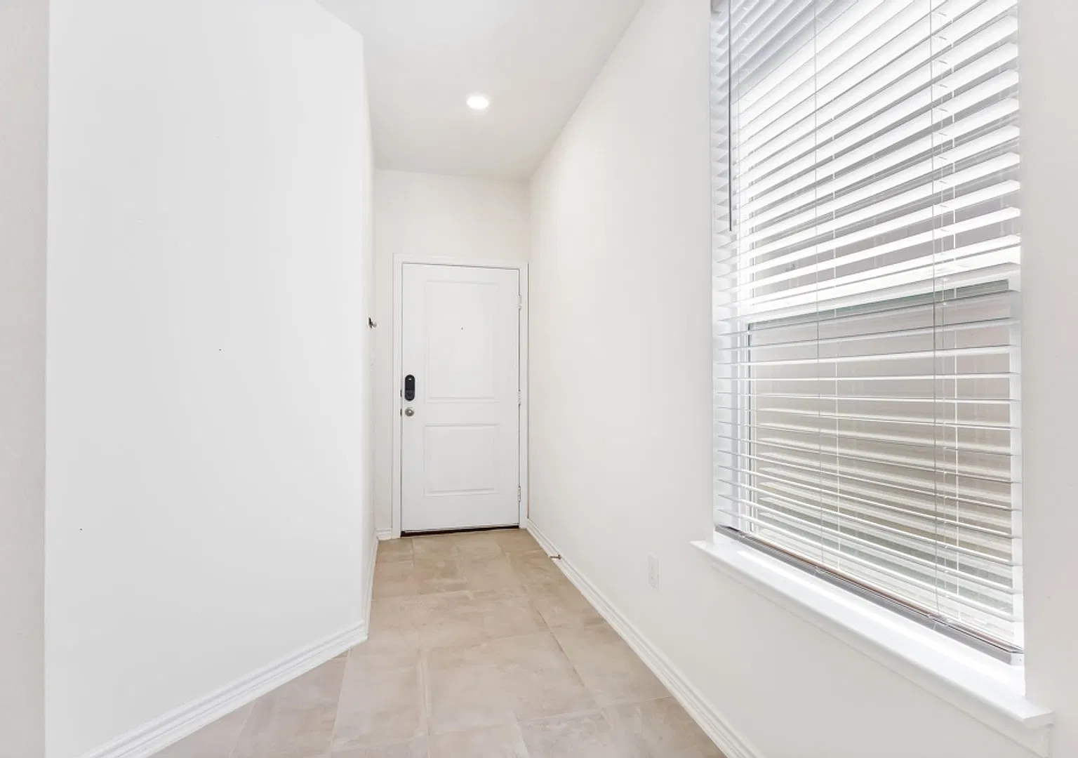 3 Bedroom 2 Bathrooms located in Southtown Cove Subdivision — Photo 4