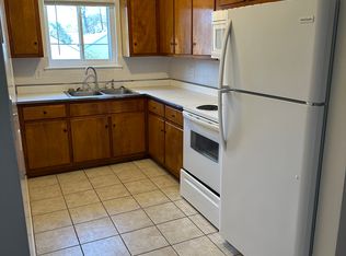 3208 American Legion Rd #D, Chesapeake, VA 23321
