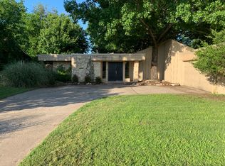 2237 Rogers Cir, Norman, OK 73071