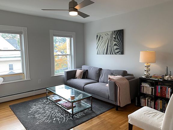 Top floor with natural light