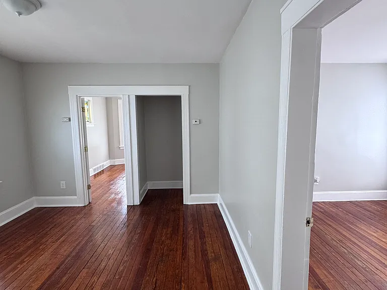 111 Smith St — Photo 18