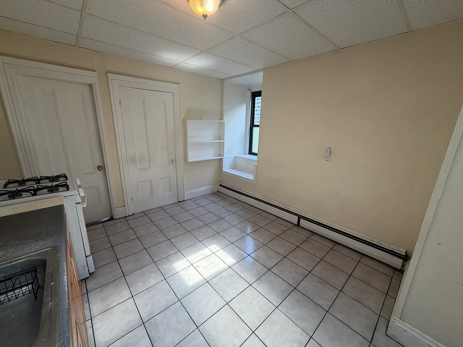 2 bed, $2,950 — Photo 4