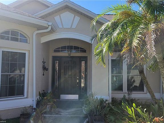 3rd image of 17 Corkwood Ave