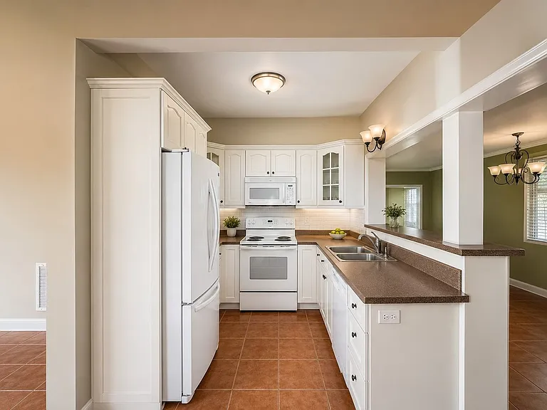 1540 Oneco Ave — Photo 9