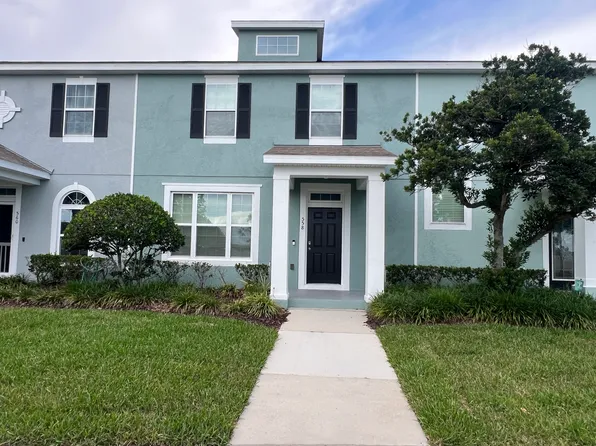 558 Juniper Springs Dr, Groveland, FL 34736