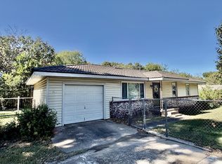 133 W Oak Hill Cir, Tahlequah, OK 74464