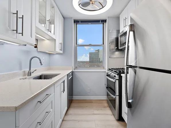 118-18 Union Tpke APT 8L, Queens, NY 11415