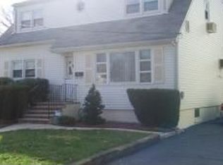 487 Teneyke Pl, Rahway, NJ 07065