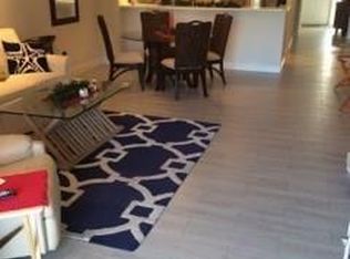 1128 Manor Lake Dr #G-102, Naples, FL 34110