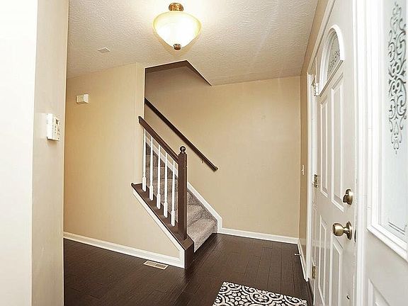 3rd image of 8170 S Port Dr