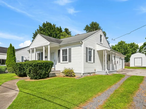807 12th St, Radford, VA 24141