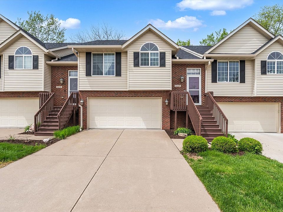 1st image of 1223 33rd Avenue Cir
