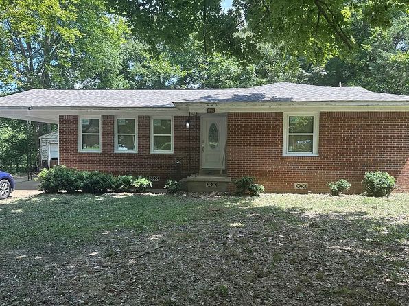 1740 Carlyle Rd