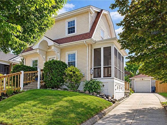 2nd image of 150 Dexterdale Rd