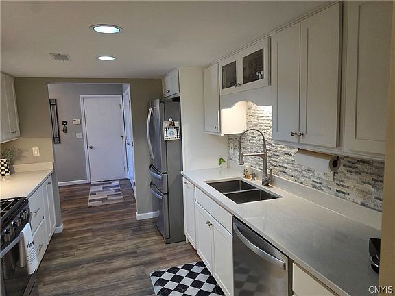 3rd image of 485 Summerhaven Dr N #485